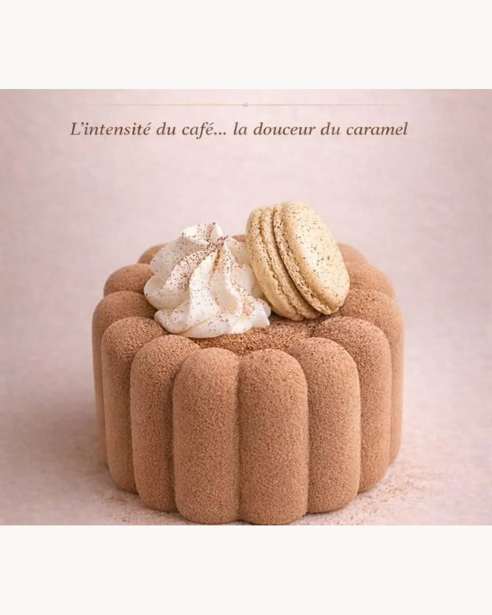 Tiramisu Caramel — glace artisanale premium par Gift & ENTREMETS By Ah Mes Goûts à Cotonou