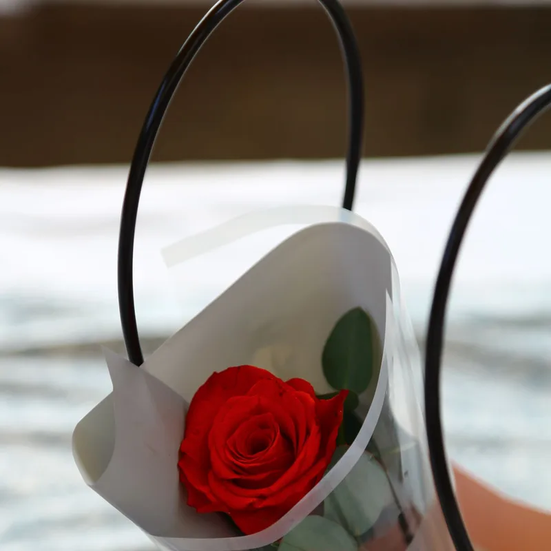 Bouquet 1 rose — glace artisanale premium par Gift & ENTREMETS By Ah Mes Goûts à Cotonou